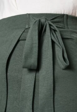 Anna Field Basic Wrap Over Midi Skirt - Jupe Trapèze - Light Green -Anna Field 171a2079f44848fe88272f7a0793ac84