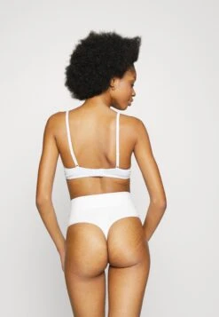 Anna Field Sunlight 3Pack Tshirt Bra - Soutien-Gorge Invisible - Pink/Grey/White 11 Anna Field Sunlight 3Pack Tshirt Bra - Soutien-Gorge Invisible - Pink/Grey/White -Anna Field 276e5270e7c24049a9160eb00204598b