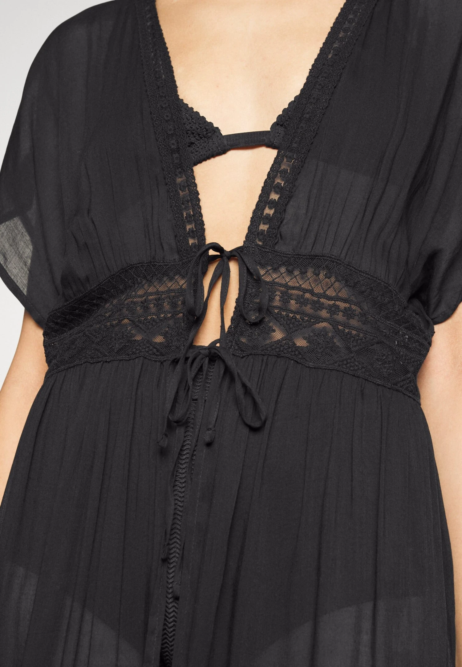 Anna Field Embroidered Cover Up / 802 - Black - Accessoire De Plage - 802 - Black 7 Anna Field Embroidered Cover Up / 802 - Black - Accessoire De Plage - 802 - Black – Image 5