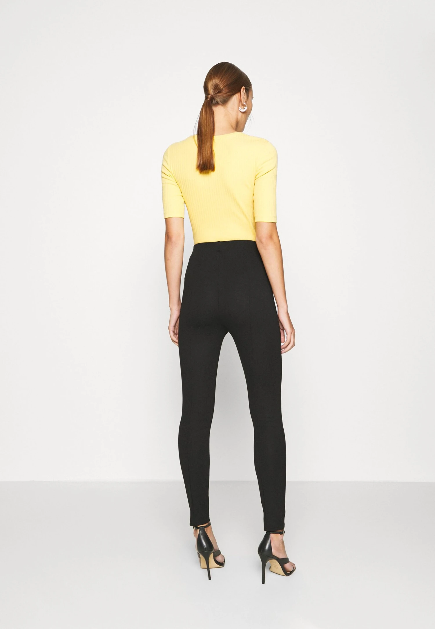 Anna Field Punto Leggings With Button Detail - Legging - Black 5 Anna Field Punto Leggings With Button Detail - Legging - Black – Image 3