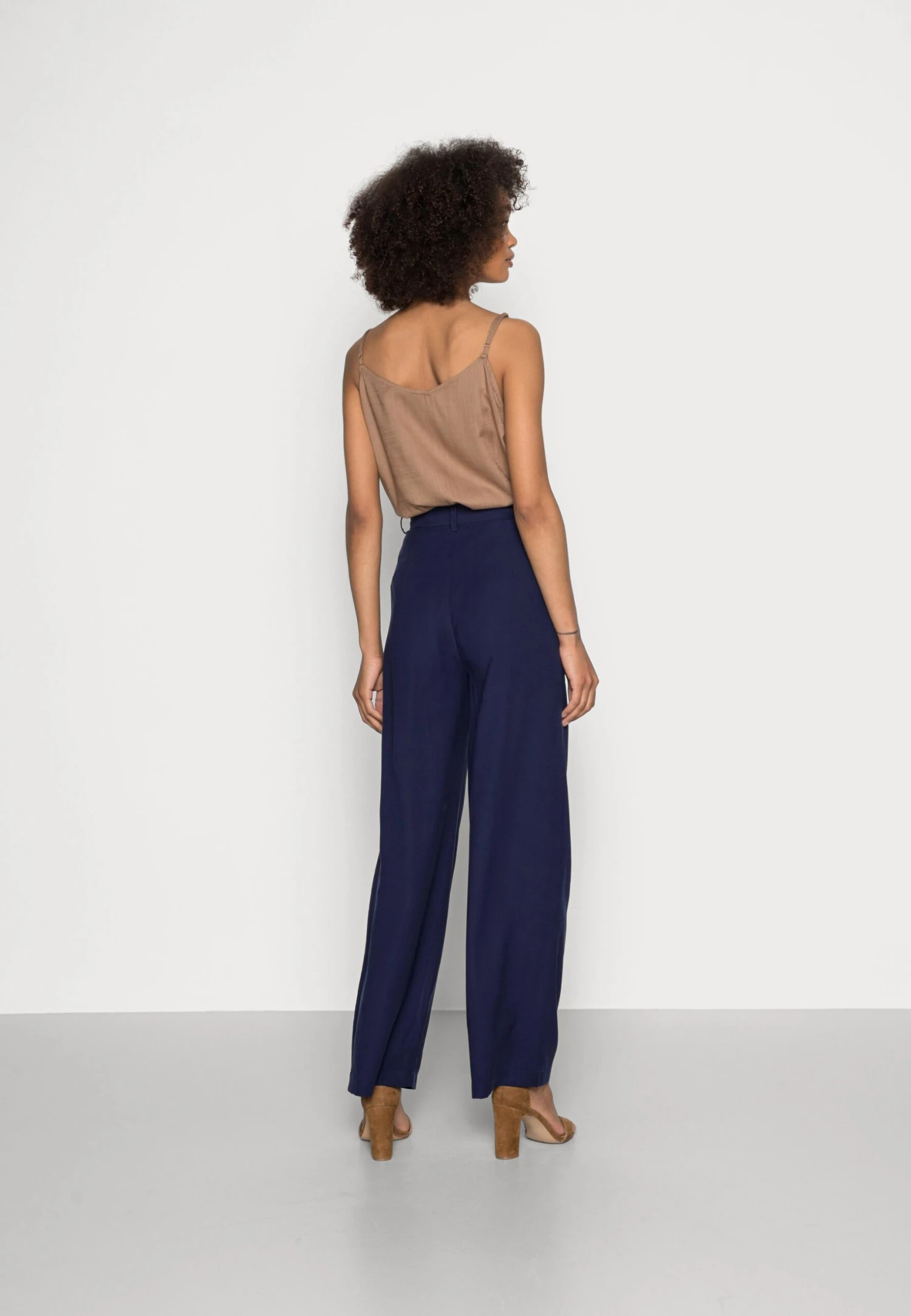 Anna Field Pantalon Classique - Dark Blue 5 Anna Field Pantalon Classique - Dark Blue – Image 3