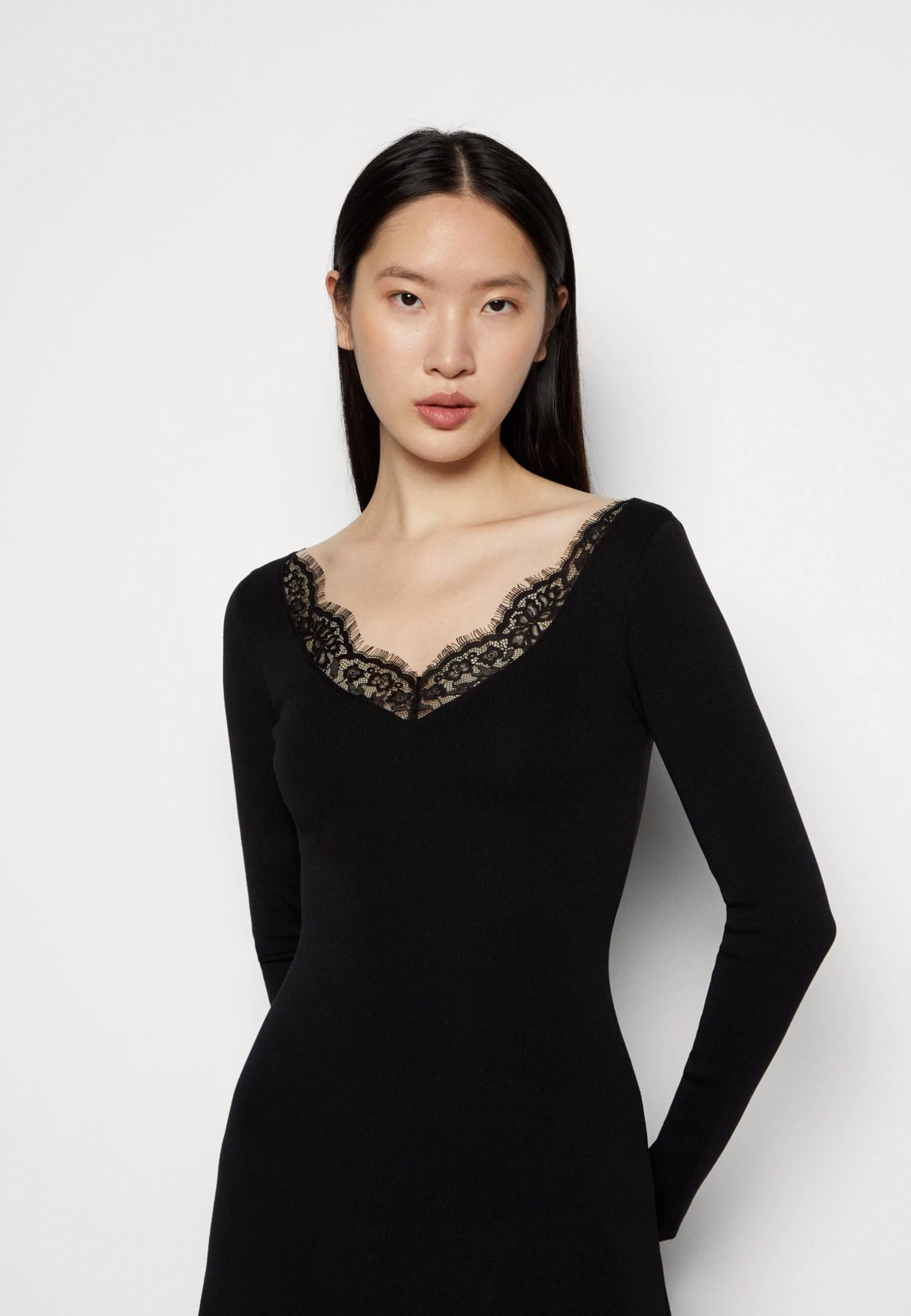 Anna Field Robe Pull - Black 6 Anna Field Robe Pull - Black – Image 4