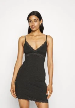 Anna Field 2 Pack - Chemise De Nuit / Nuisette - Black/Grey 11 Anna Field 2 Pack - Chemise De Nuit / Nuisette - Black/Grey -Anna Field 8442858fdc724c2aab0b7e433da644aa