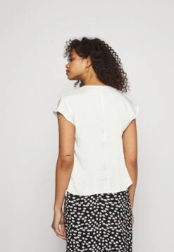 T-Shirt Basique - Off-White 10 T-Shirt Basique - Off-White -Anna Field 8d4656c73a7a469ebc6271d38b2eb175