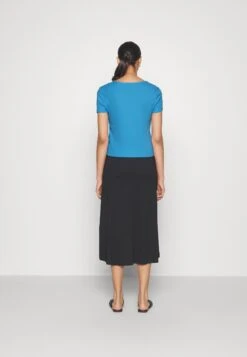 Anna Field Gilet - Blue -Anna Field a4aad17944954a90ab6c553d0aaa1486