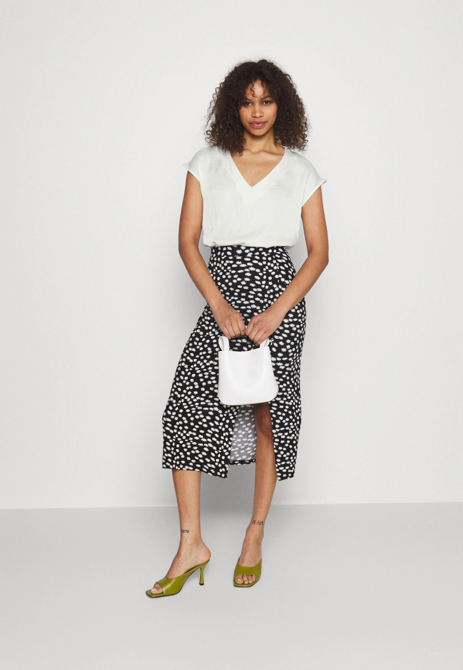 T-Shirt Basique - Off-White 4 T-Shirt Basique - Off-White – Image 2